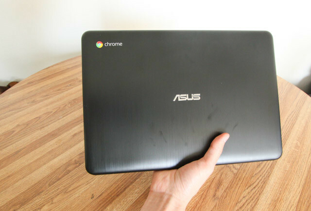 asus chromebook c300 - екстериор