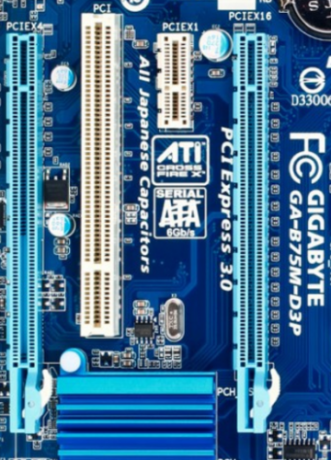 PCIe слотове x16 x4