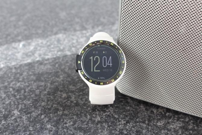 Ticwatch S Review: Достъпен Smartwatch за всички? TicwatchS 3