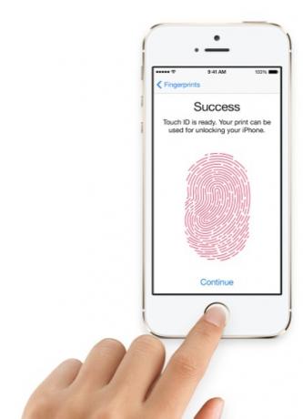 Apple пуска iPhone 5s с Touch ID, по-бърз процесор и нови функции на камерата тънък герой