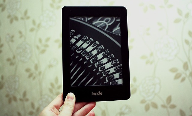 Kindle ръка