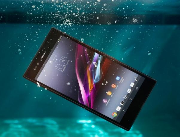 Голям екран-смартфони от Sony-Xperia-Z-Ultra-Waterproof