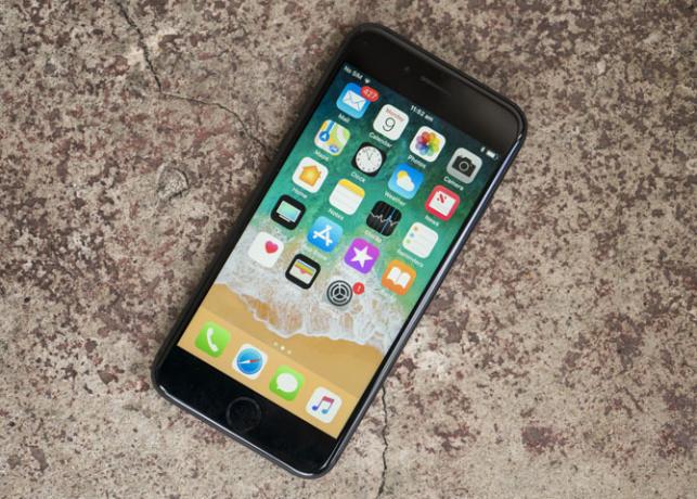 Преглед на iPhone 8: Интелигентен телефон, Dumb Upgrade iphone 8 1