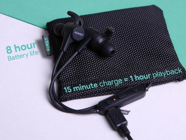 Aukey Latitude са отлични евтини bluetooth слушалки за спорт и упражнения