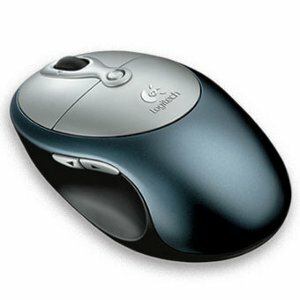 Какво трябва да знаете, преди да купите мишка [MakeUseOf обяснява] logitechmousethumb