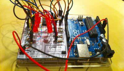Програмиране на Arduino - Игра със сменени регистри (a.k.a още повече светодиоди) сглобен урок за регистър на смяна