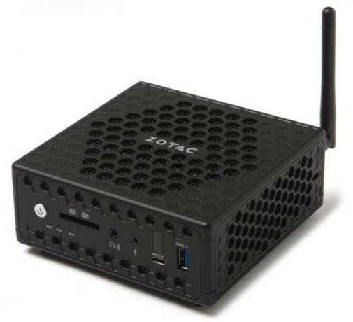 Zotac Zbox CI325 nano е евтин и лесен за надграждане по-късно