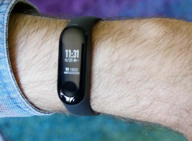 Mi Band 3: Не купувайте Fitbit, докато не сте се виждали Този mi band 3 часовник 670x492