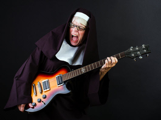 Консумацията ви консумира ли? Организирайте живота си с тези китари на монахини и съвети
