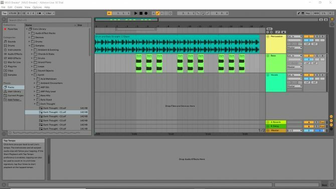 екранна снимка, показваща басови семпли, добавени към дисплея на песента