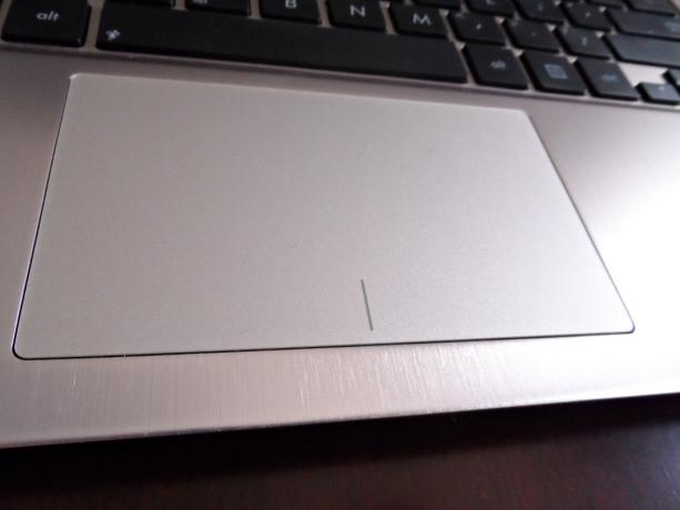 преглед на asus vivobook x202e