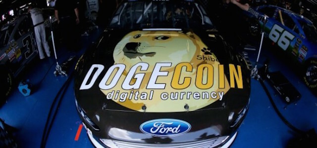 dogecoin-НАСКАР