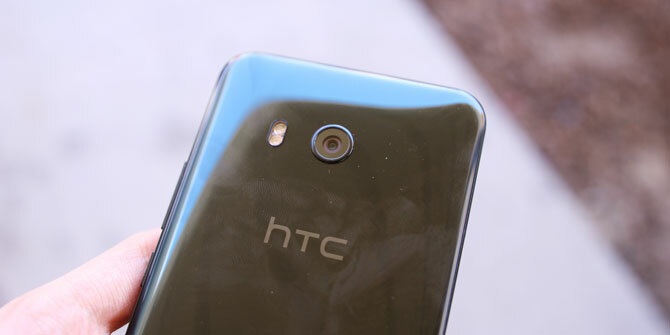 Преглед на HTC U11: Определението за посредственост htc 2