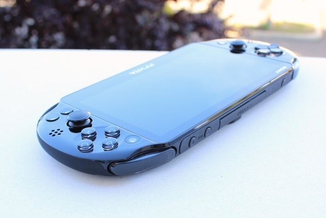 Рецензия на PlayStation Vita Slim и Giveaway playstation vita slim 6