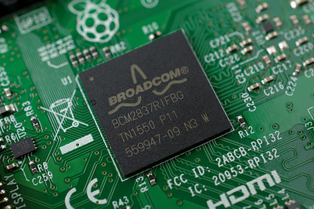 BroadComChip