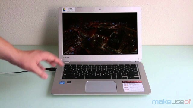 Миниатюра на видео за YouTube YouTube Toshiba CB35-A3120 Преглед и предаване на Chromebook