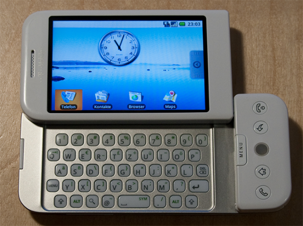 Android за първи път пуснат смартфон HTC Dream